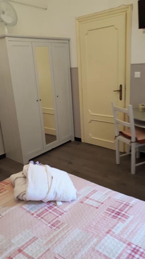 Ai Tre Limoni Bed and Breakfast Varazze Eksteriør billede